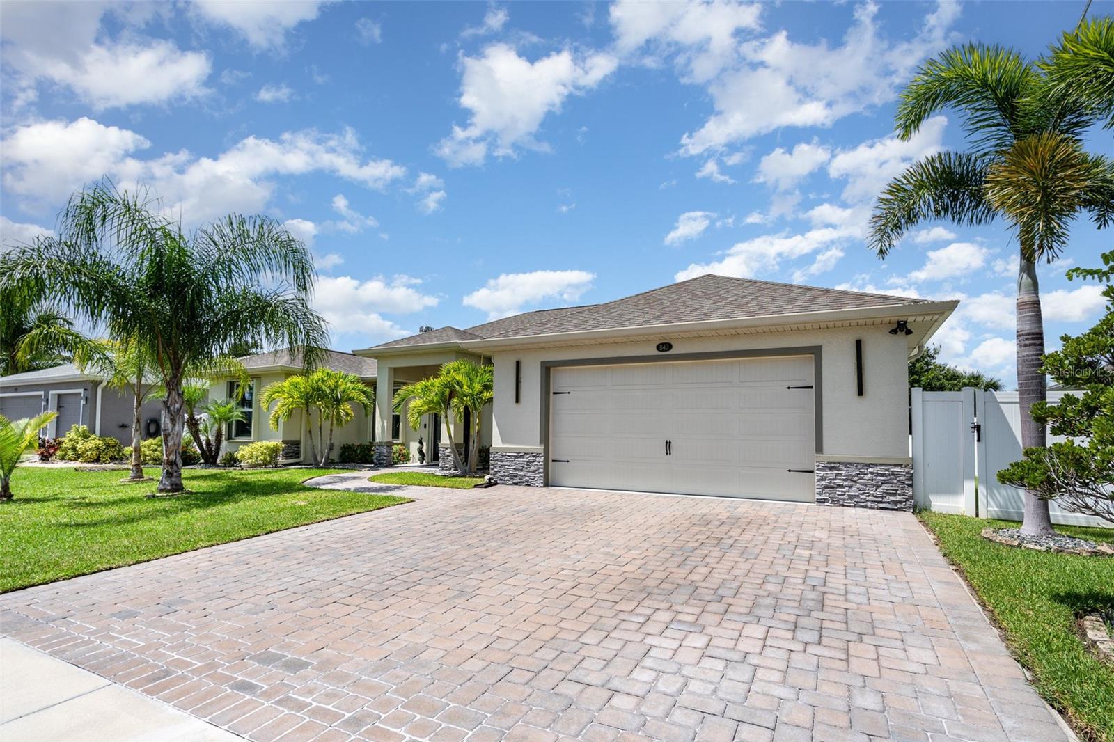 HAWKS RDG - Residential
