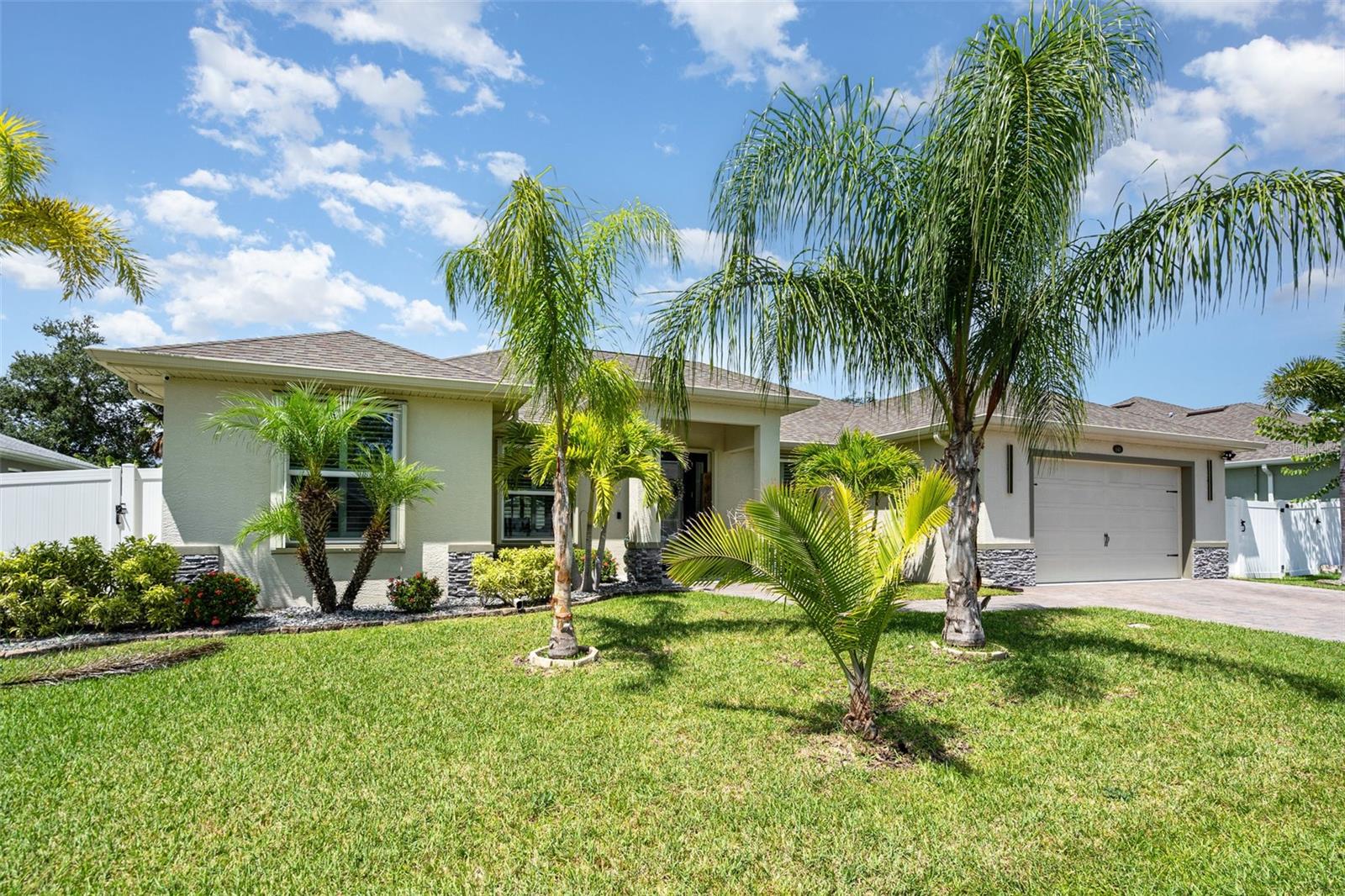 HAWKS RDG - Residential