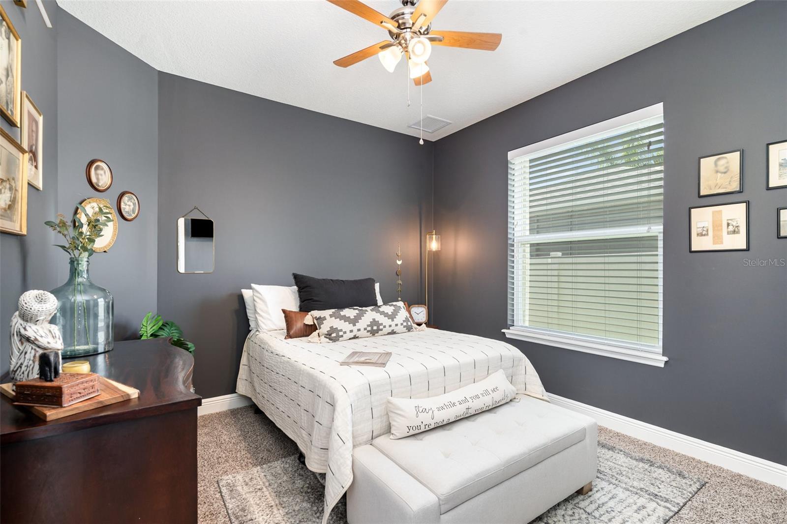 HAWKS RDG - Residential
