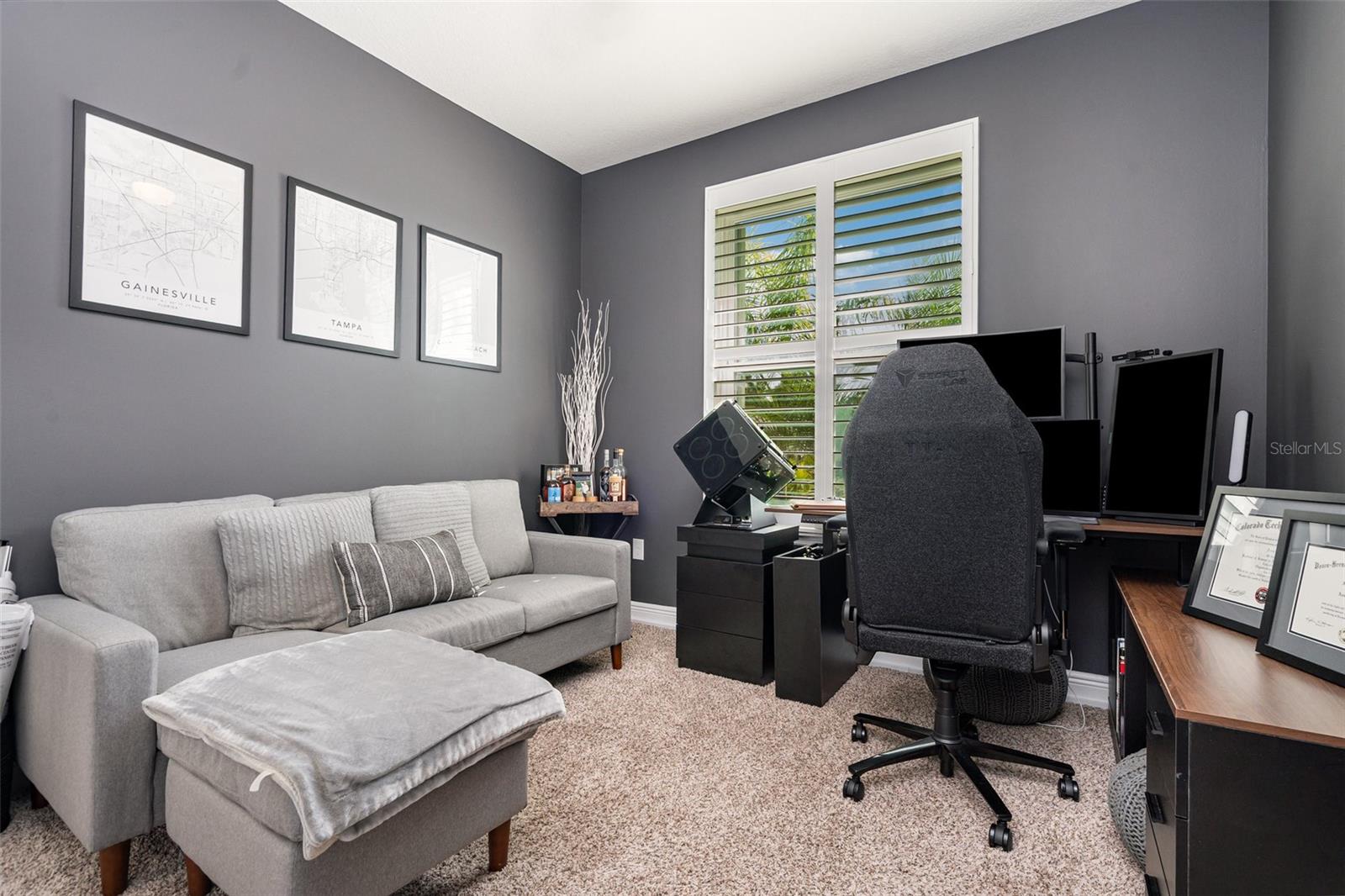 HAWKS RDG - Residential