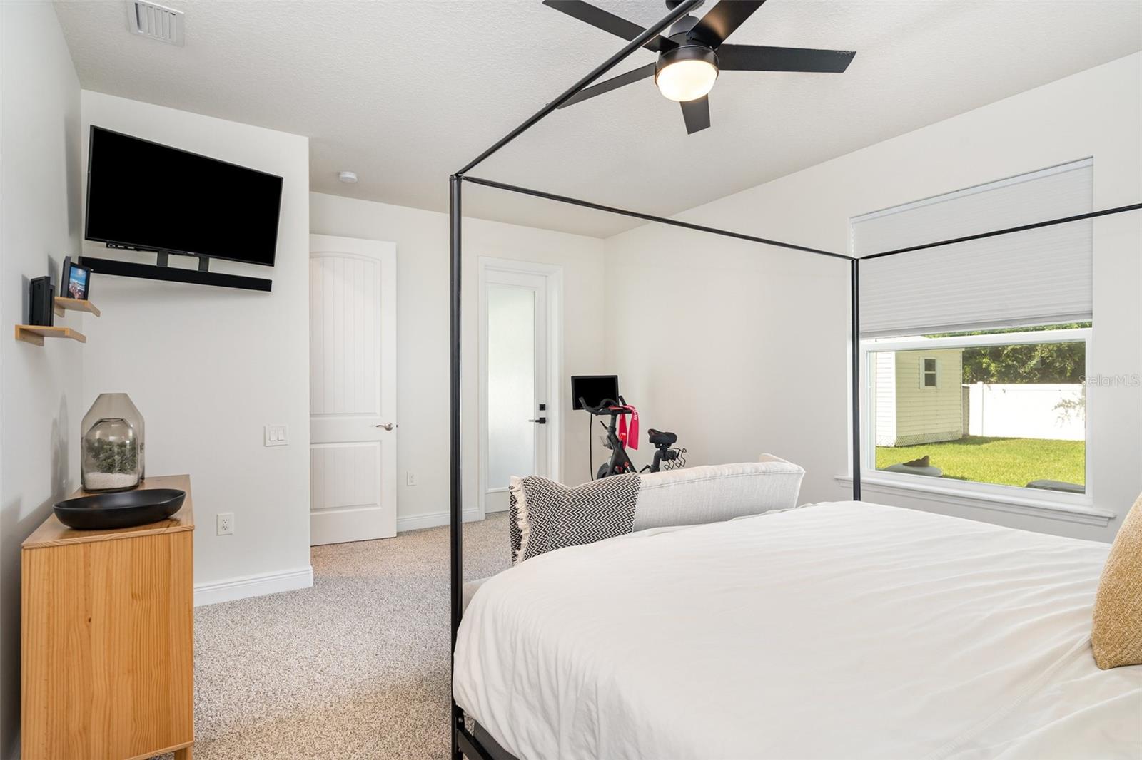HAWKS RDG - Residential