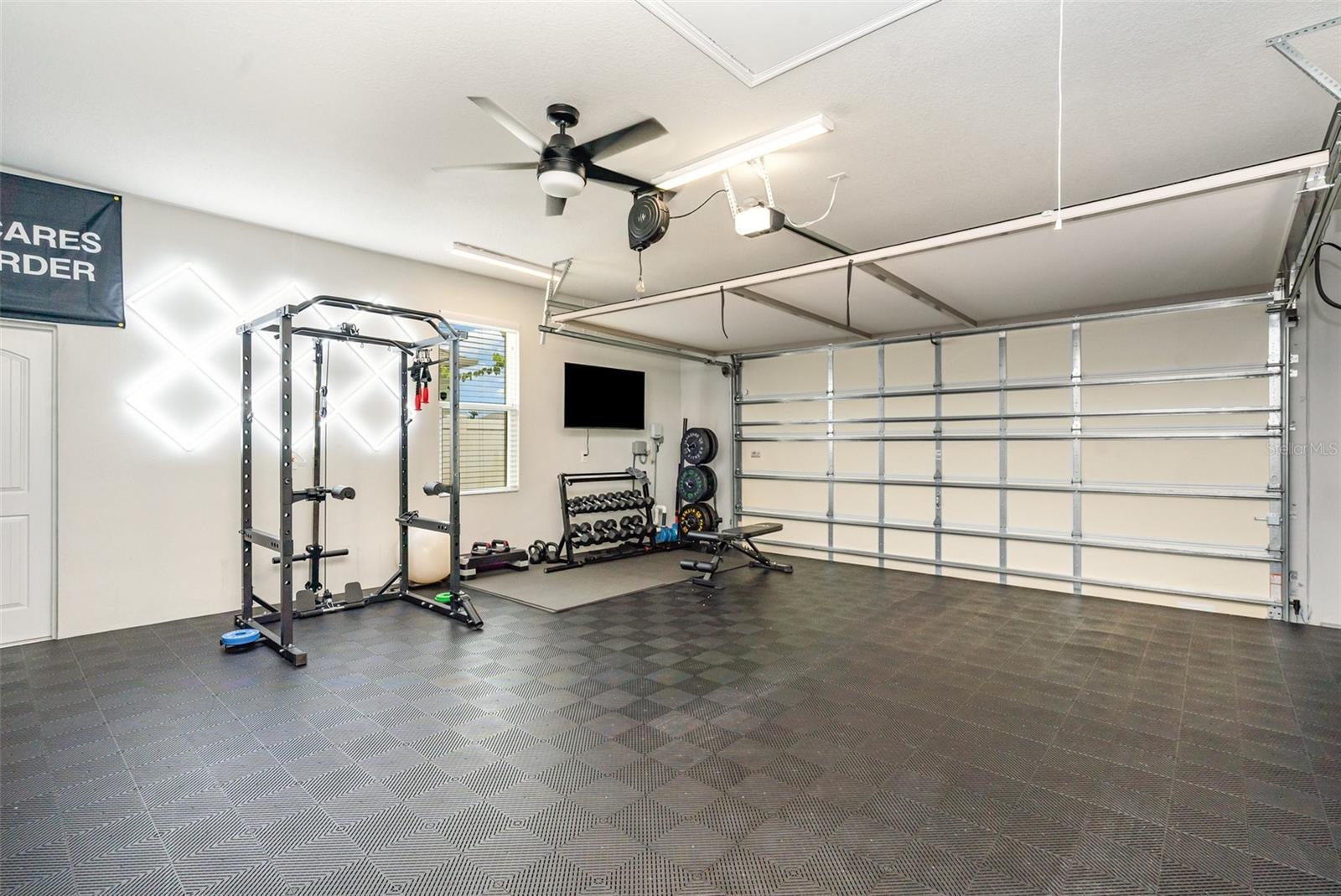 HAWKS RDG - Residential