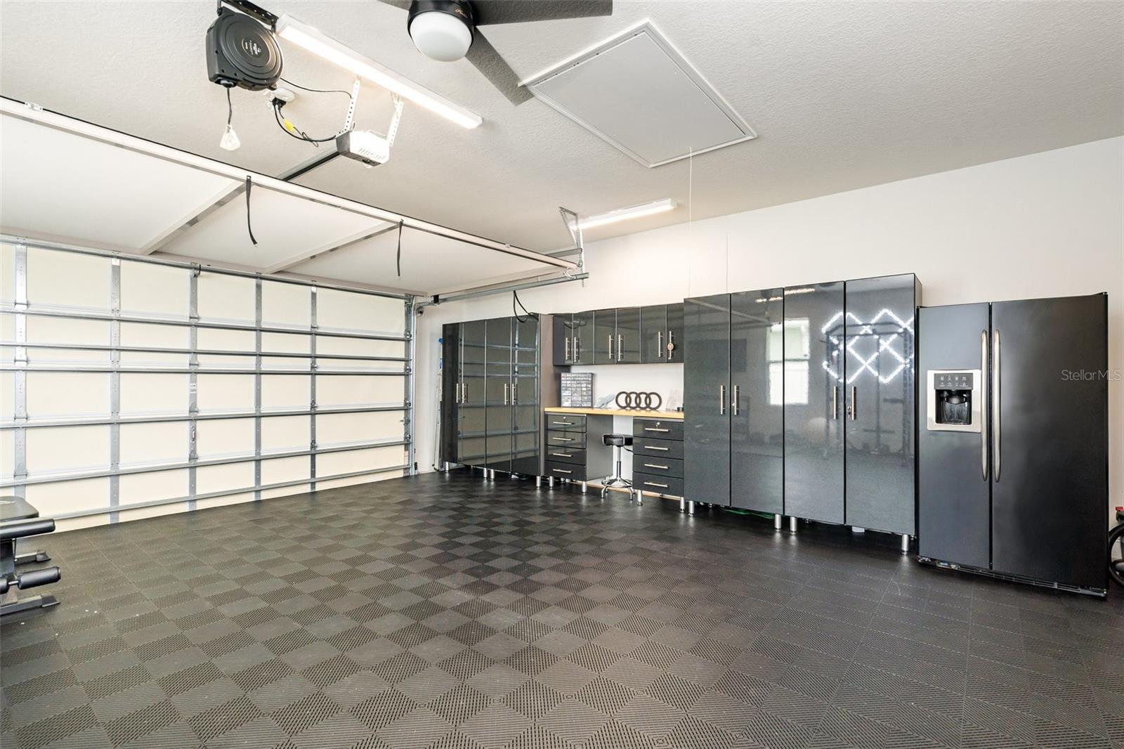 HAWKS RDG - Residential