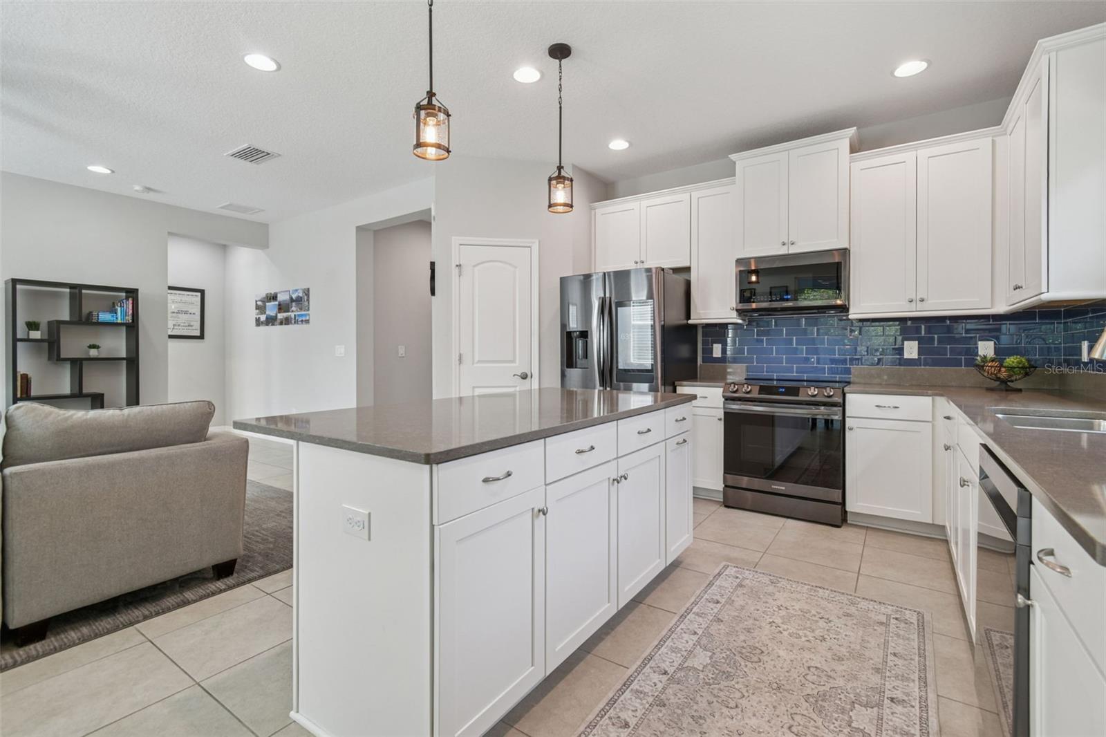 CARRIAGE POINTE SOUTH PH 2D1 - Residential