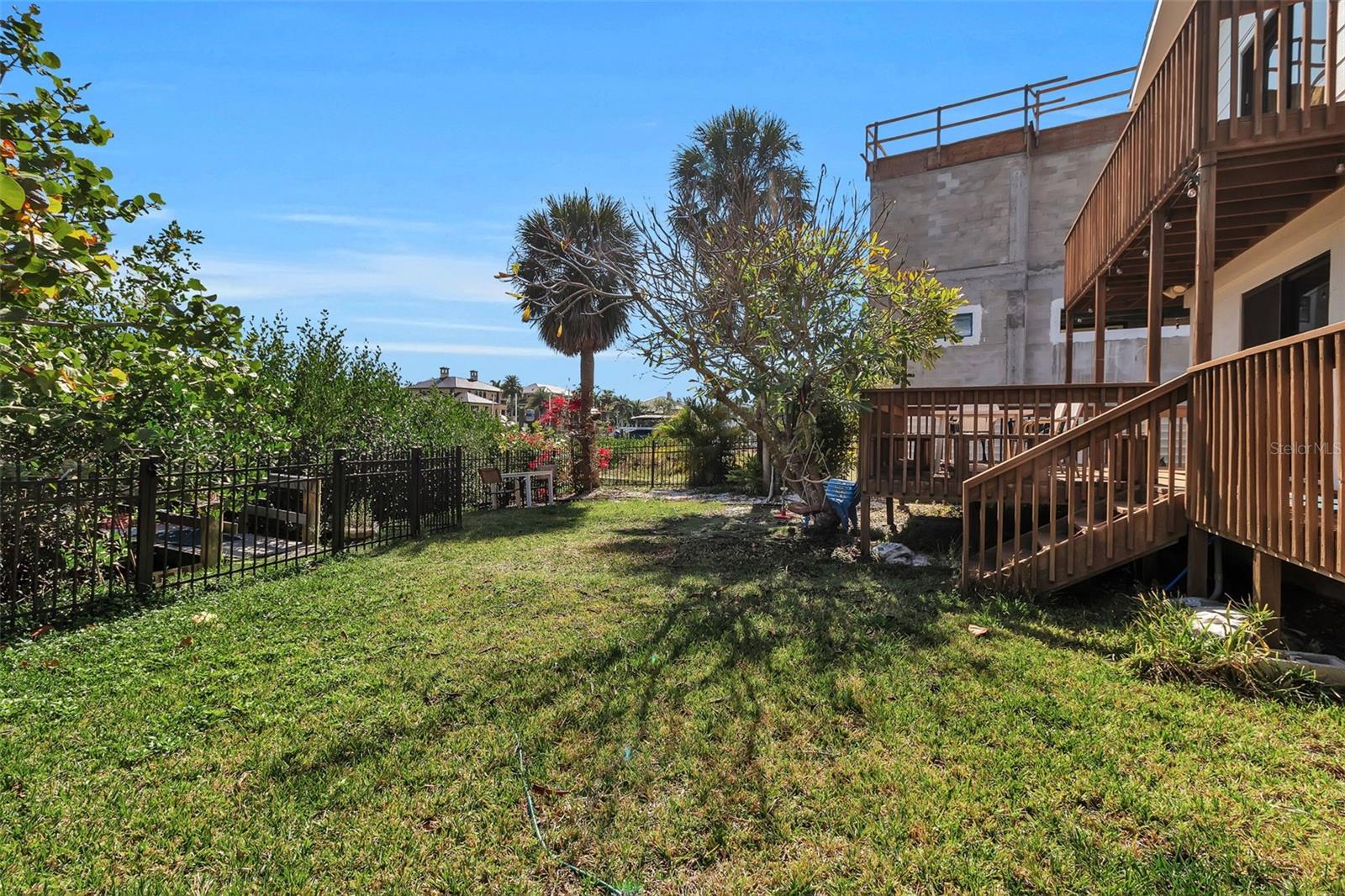 SYLVAN SHORES - Residential