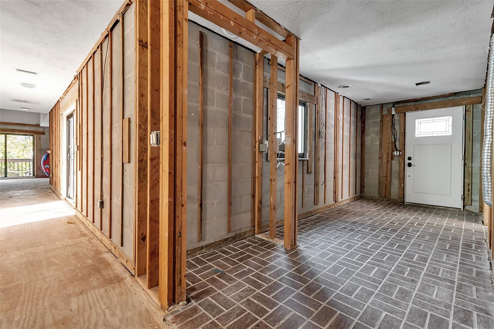 SYLVAN SHORES - Residential