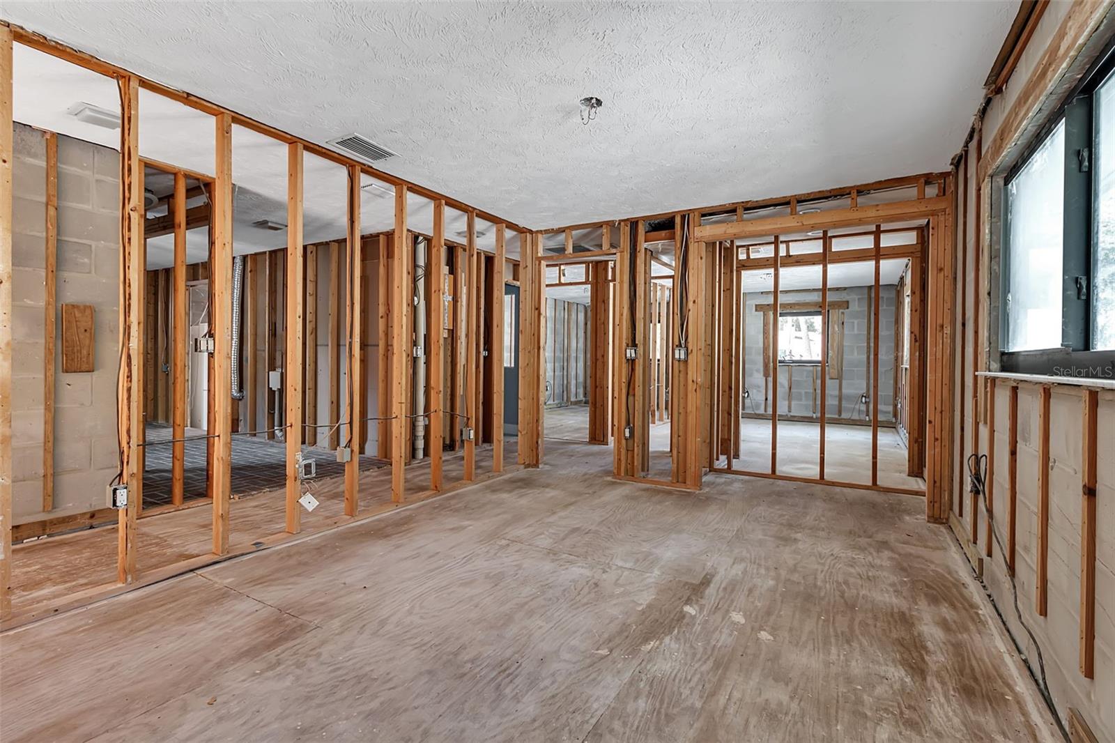 SYLVAN SHORES - Residential