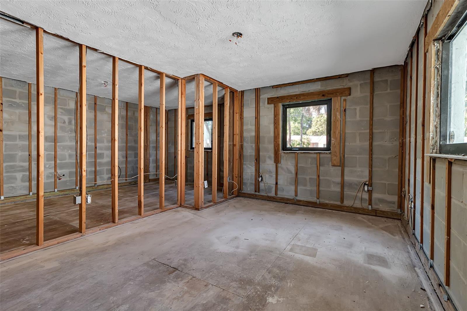 SYLVAN SHORES - Residential