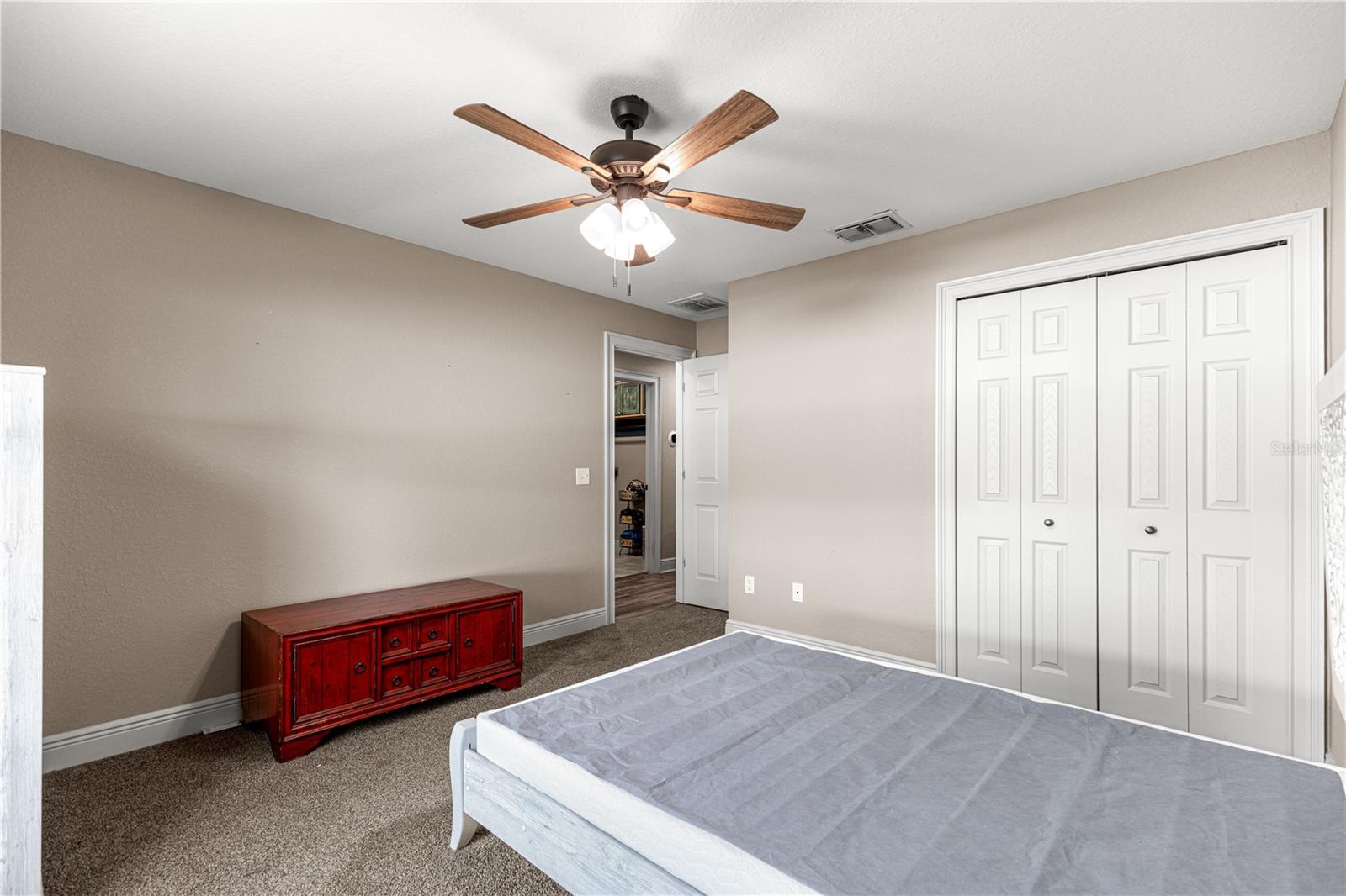 MARION OAKS UN 04 - Residential