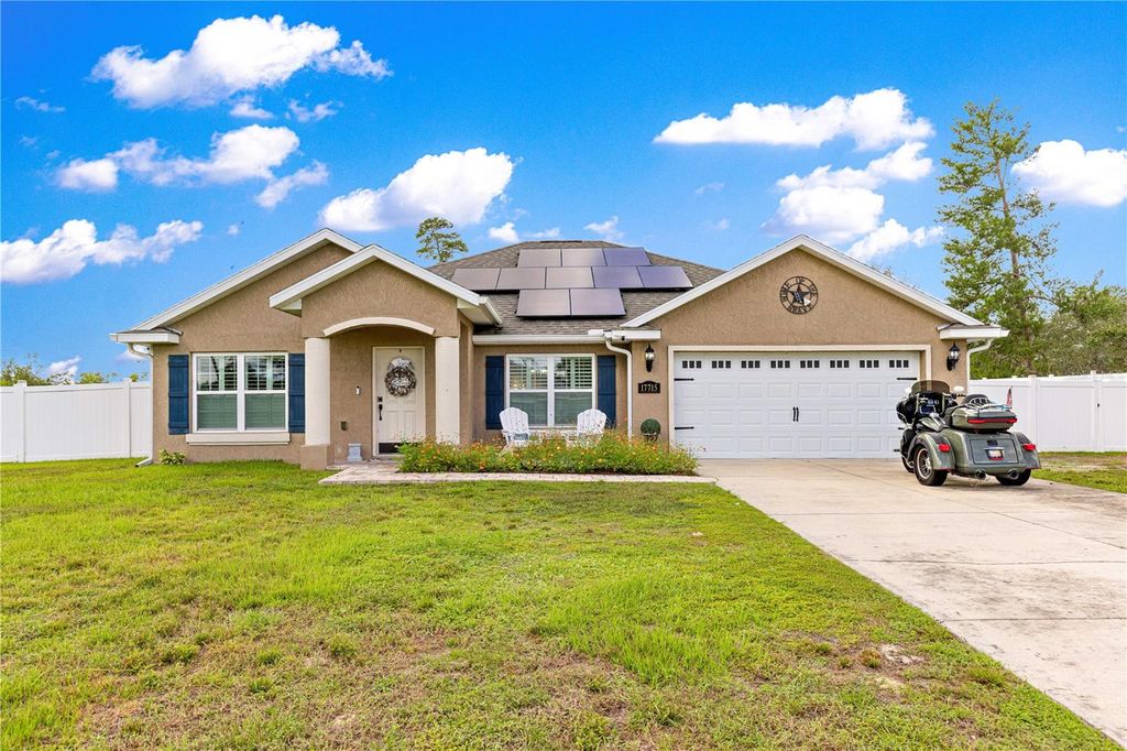 Photo of 17715 SW 17th Circle, Ocala, FL 34473 (MLS # G5103103)