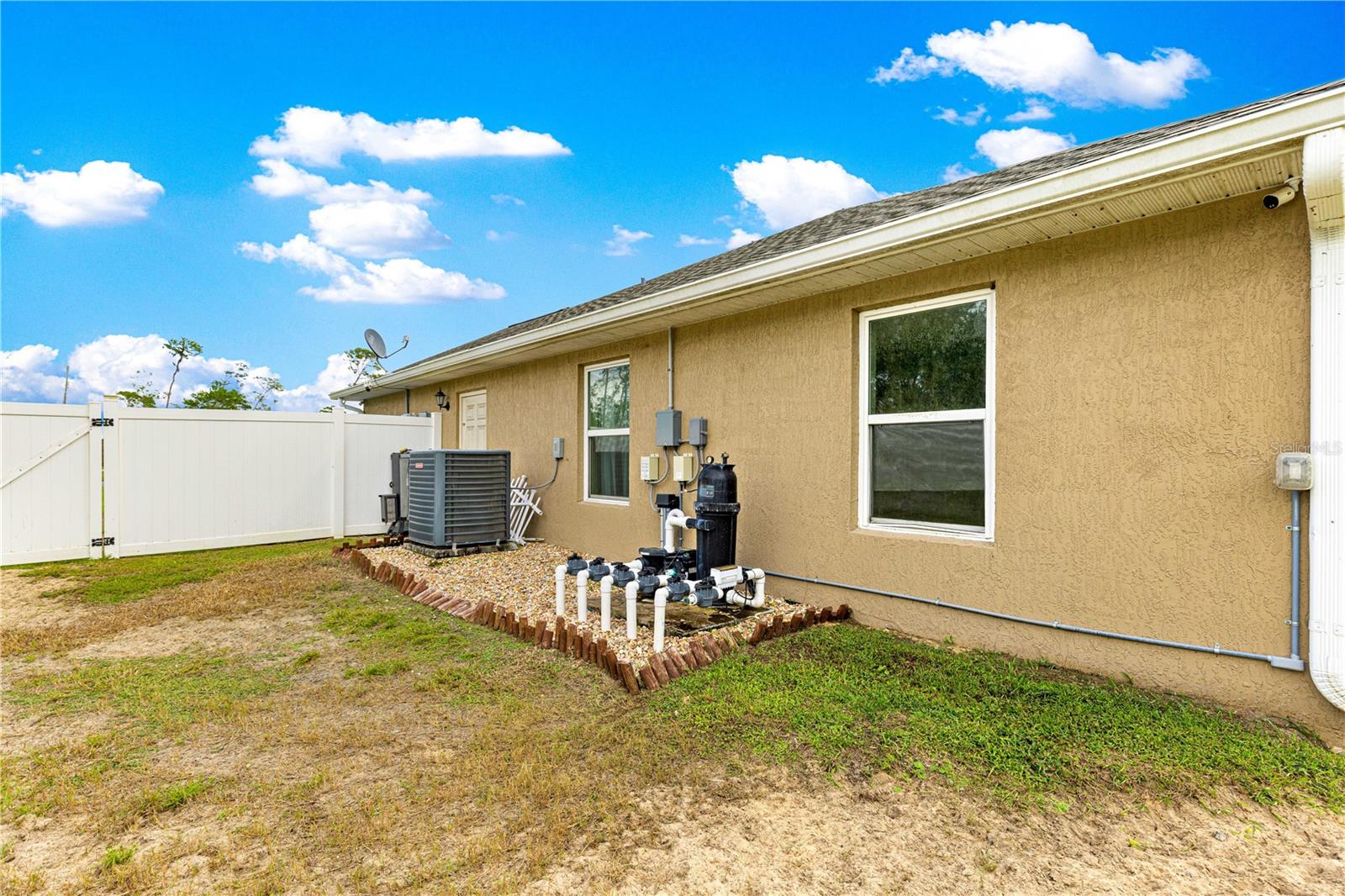 MARION OAKS UN 04 - Residential