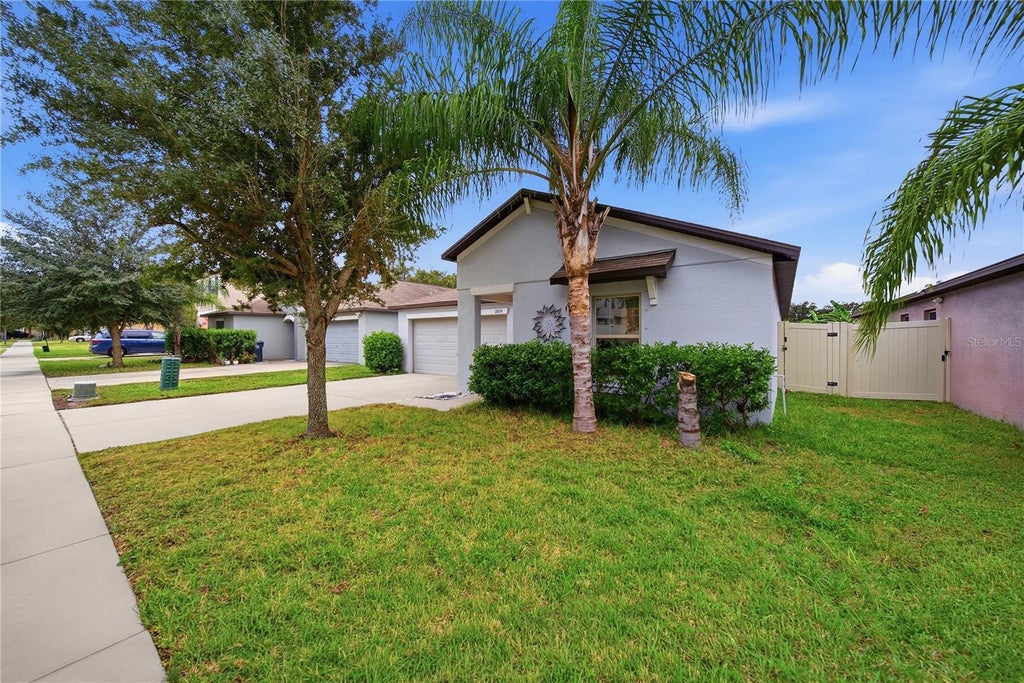 Photo of 12639 Lemon Pepper Drive, Riverview, FL 33578 (MLS # TB8562924)