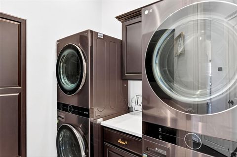 Tiny photo for 2730 SE 101st Street, Ocala, FL 34480 (MLS # OM721201)