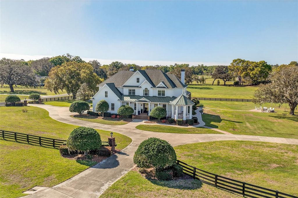 Photo of 2730 SE 101st Street, Ocala, FL 34480 (MLS # OM721201)