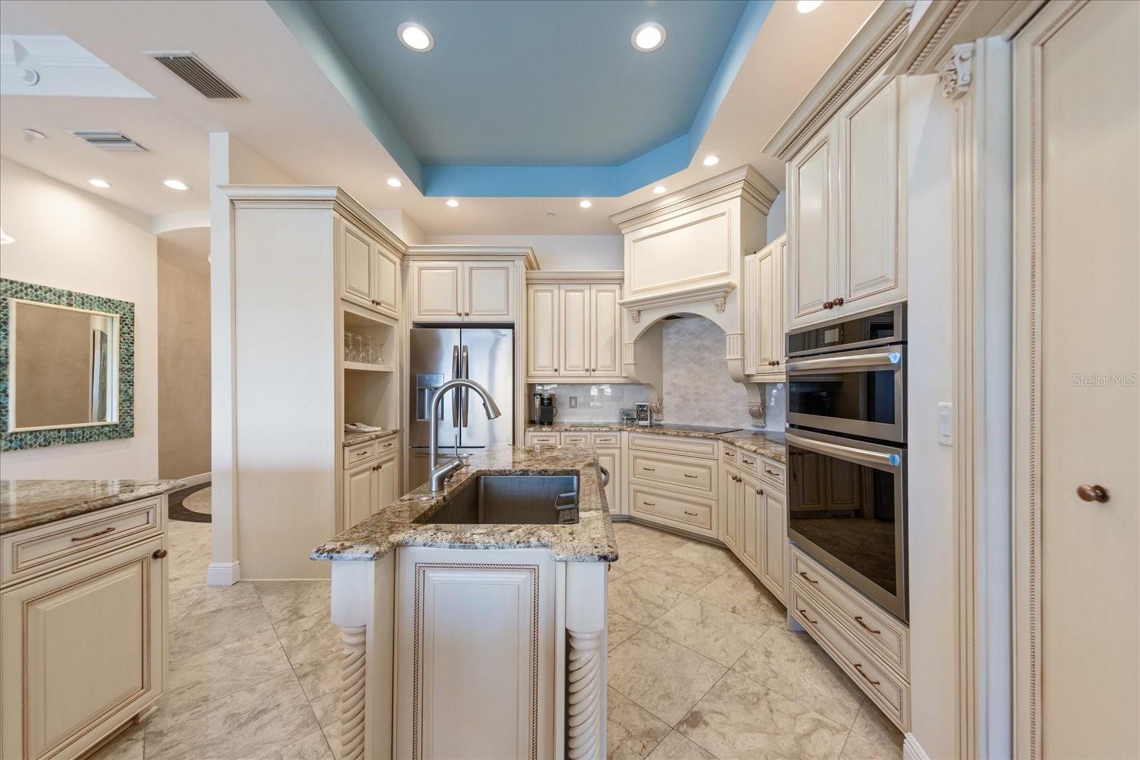 205 BRIGHTWATER DRIVE 401