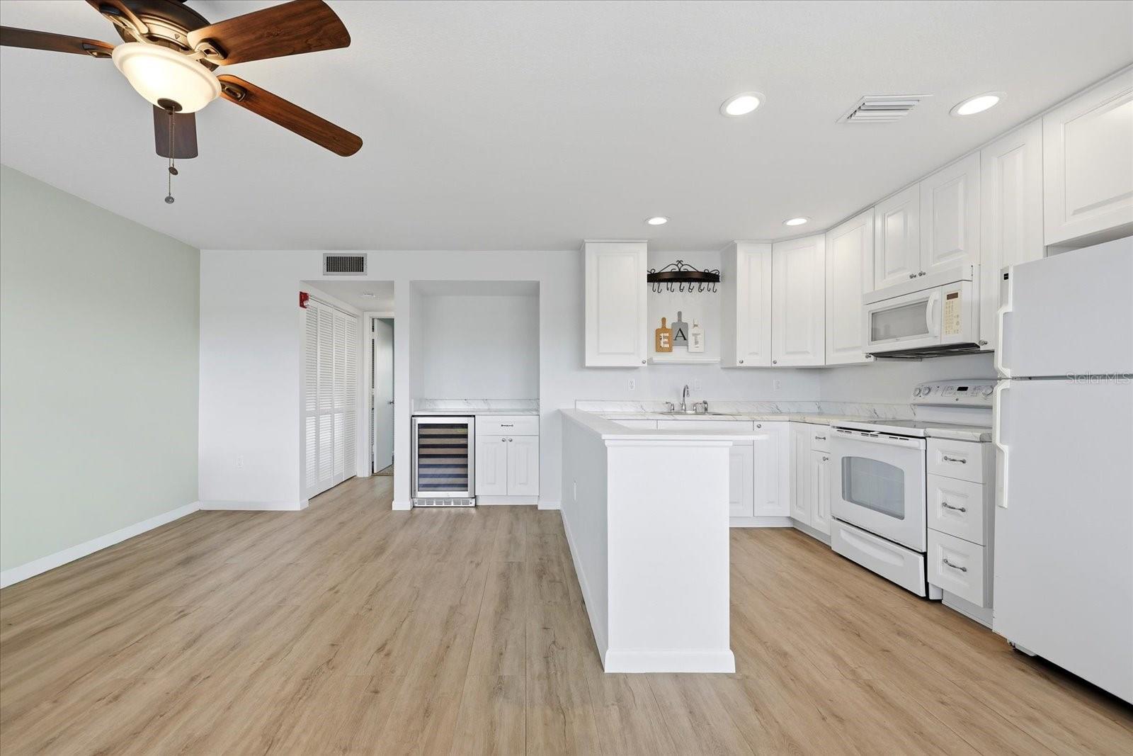 WINSTON GATEWAY ASSOC INC CONDO - Residential