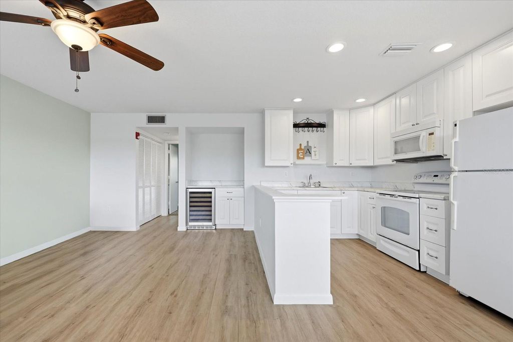 Photo of 1001 77th Avenue N #307, St Petersburg, FL 33702 (MLS # TB8465334)