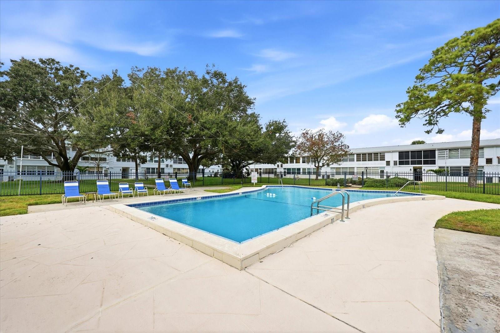 WINSTON GATEWAY ASSOC INC CONDO - Residential