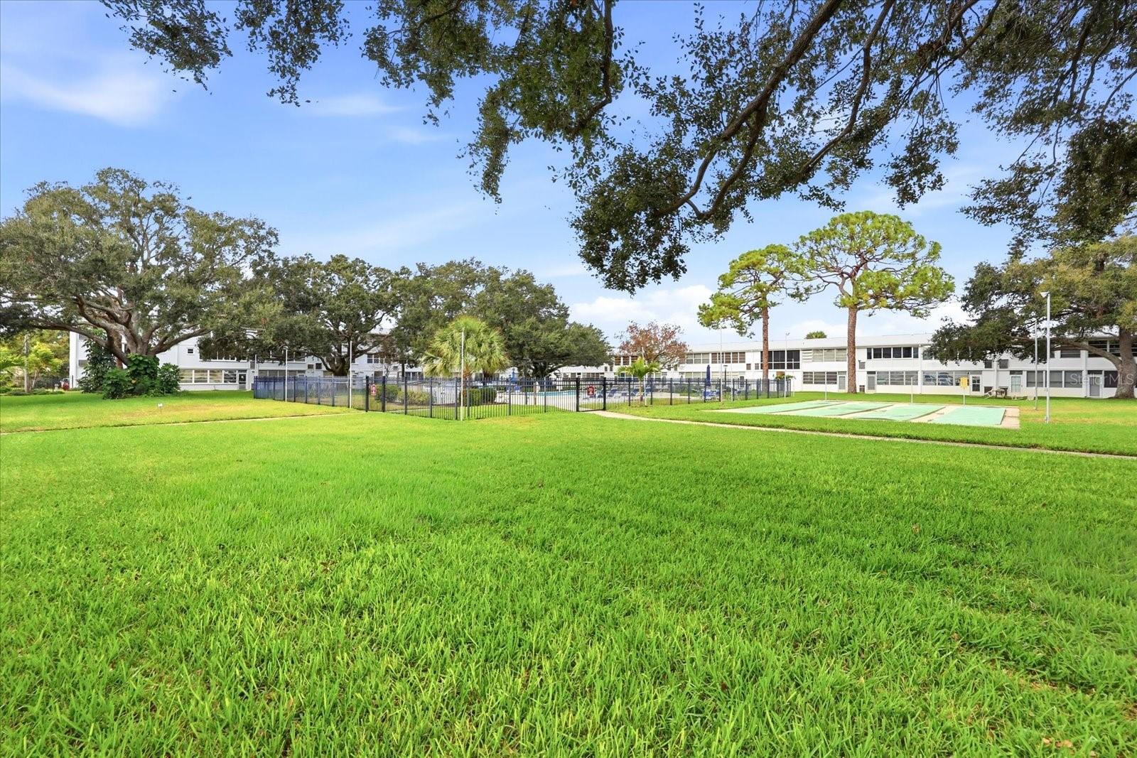 WINSTON GATEWAY ASSOC INC CONDO - Residential