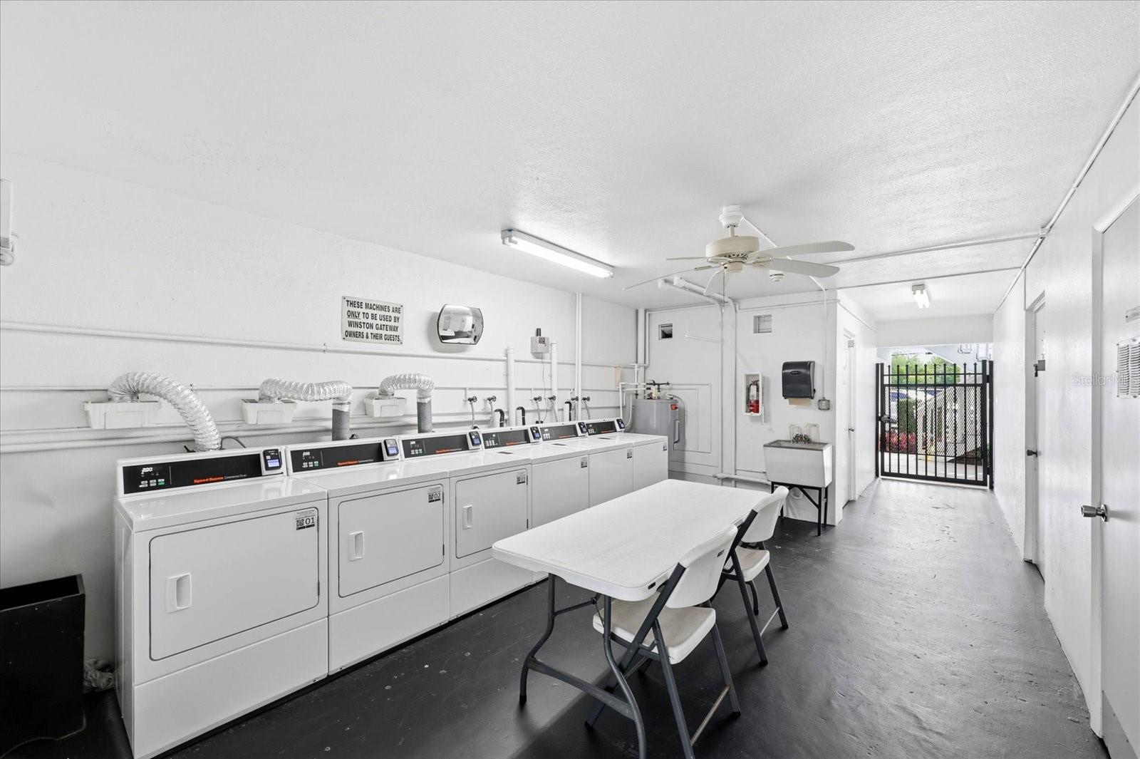 WINSTON GATEWAY ASSOC INC CONDO - Residential