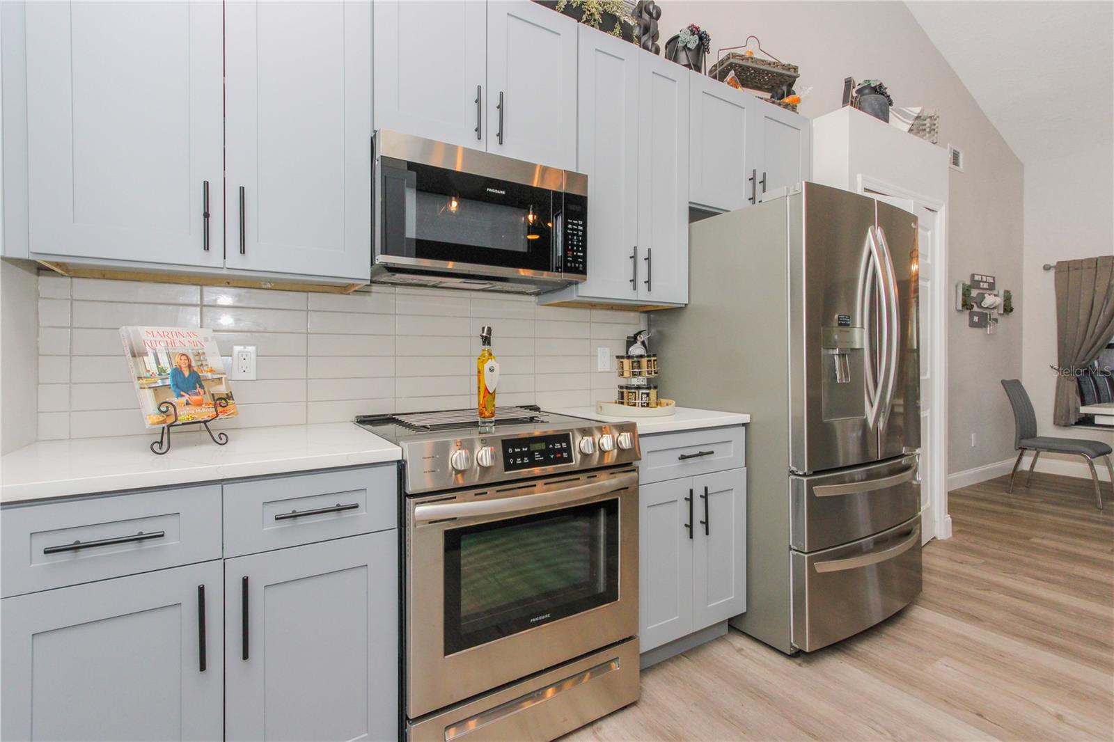 KINGS COVE - Residential