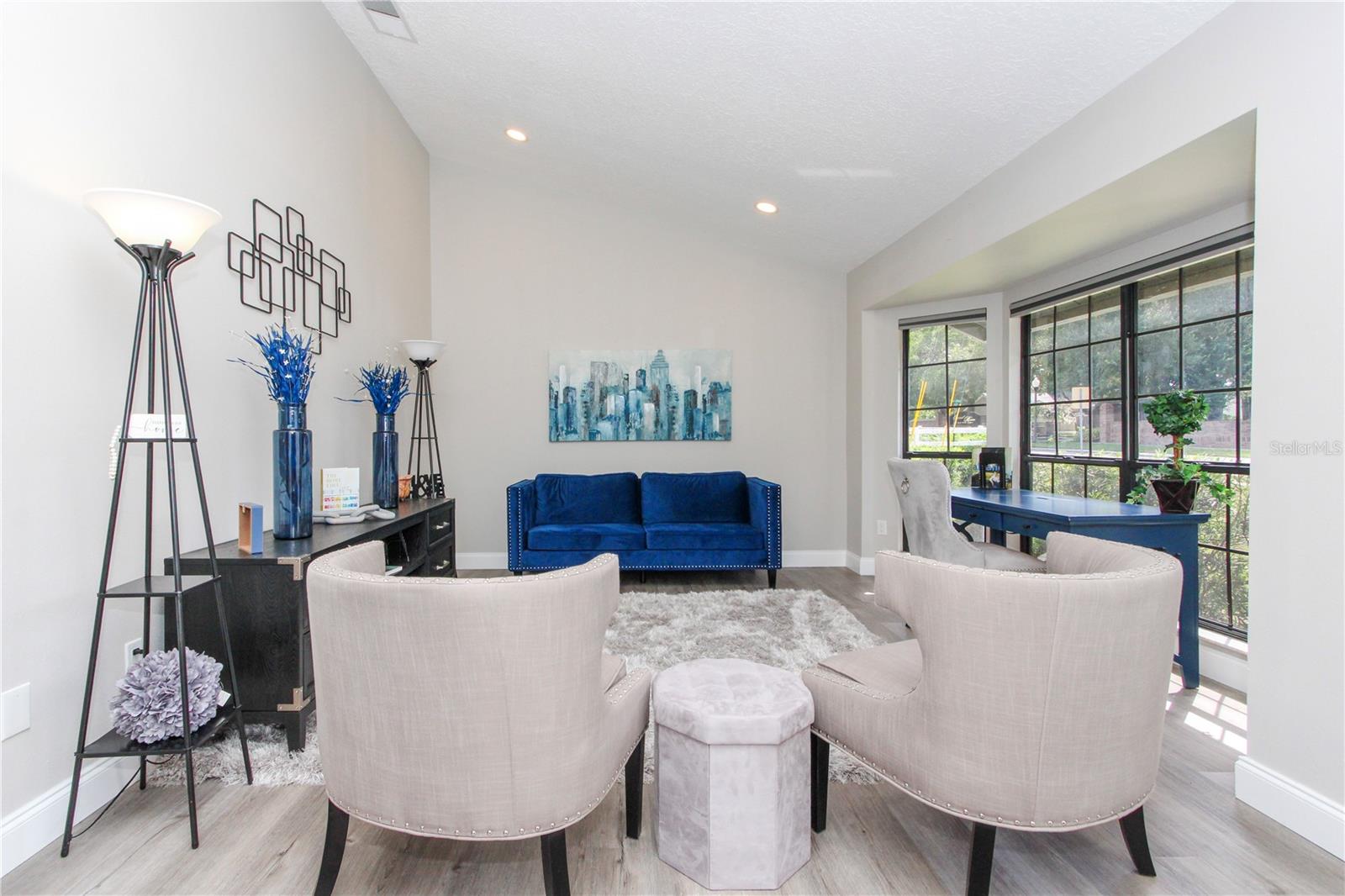 KINGS COVE - Residential