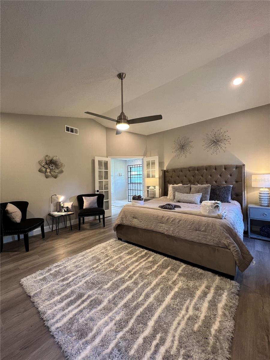 KINGS COVE - Residential