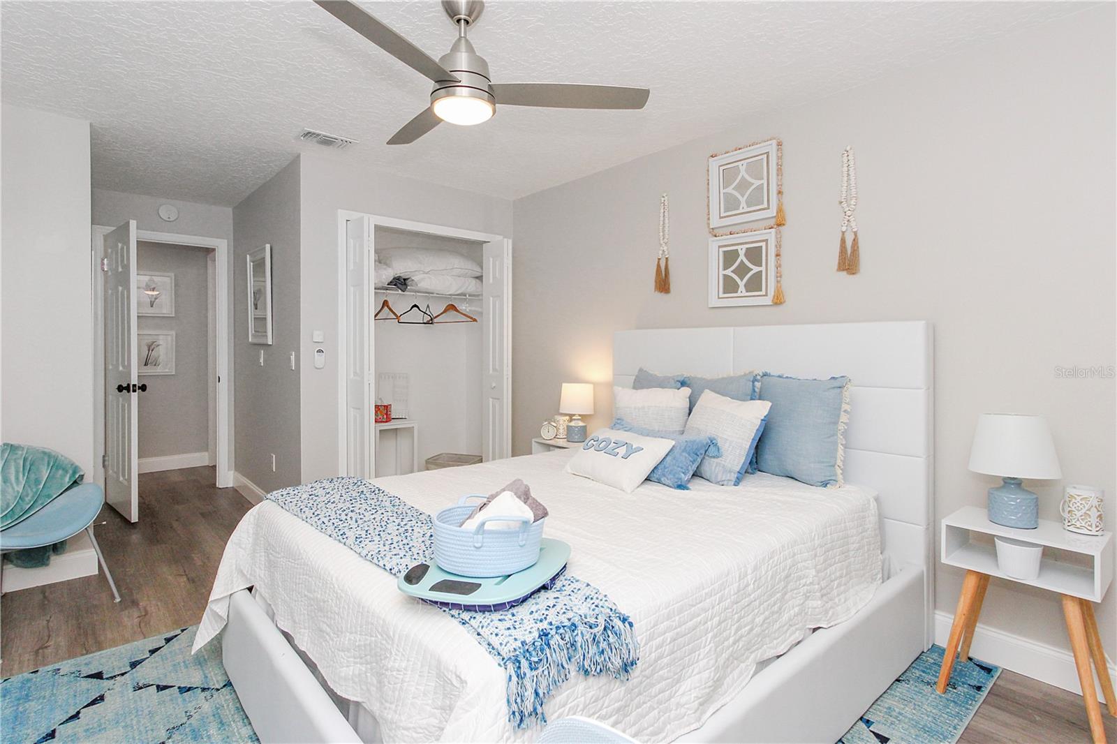 KINGS COVE - Residential
