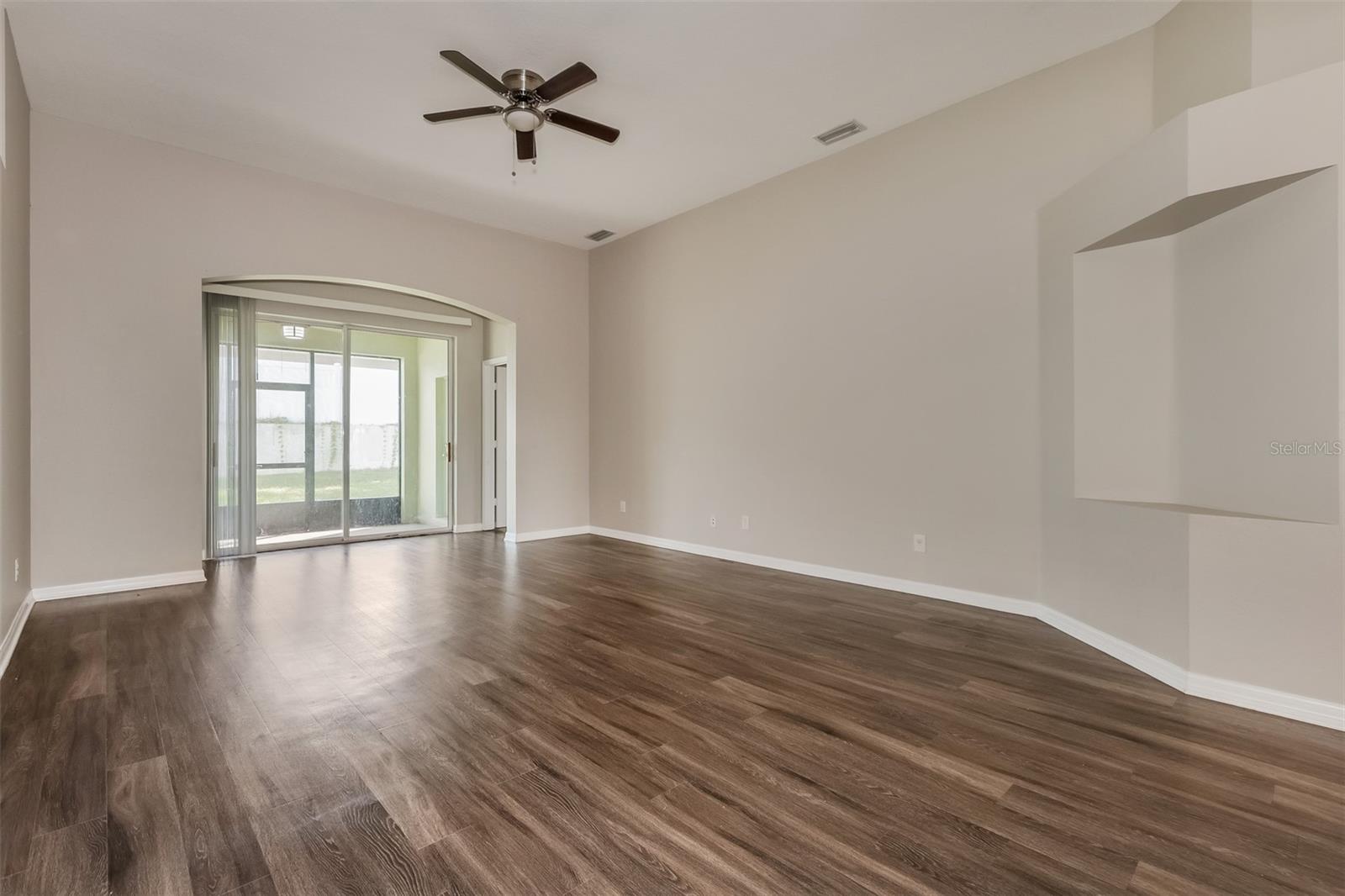 SOUTHERN OAKS GROVE - Residential