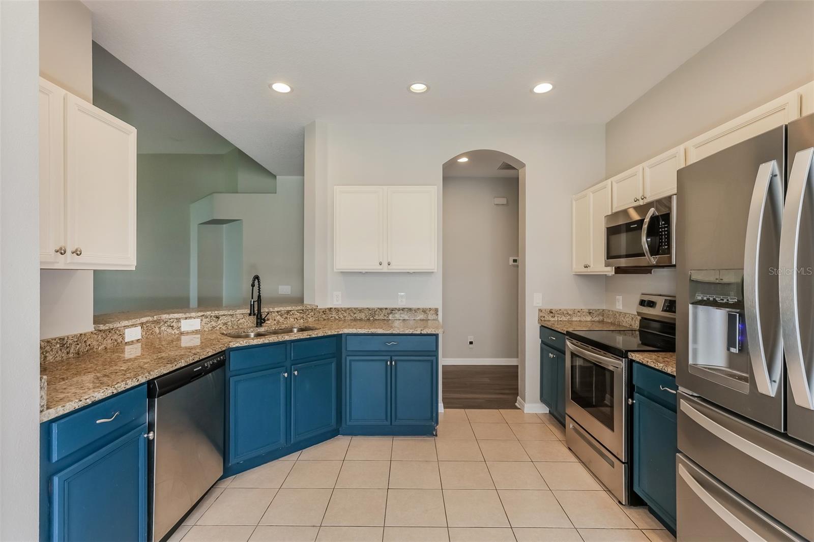 SOUTHERN OAKS GROVE - Residential