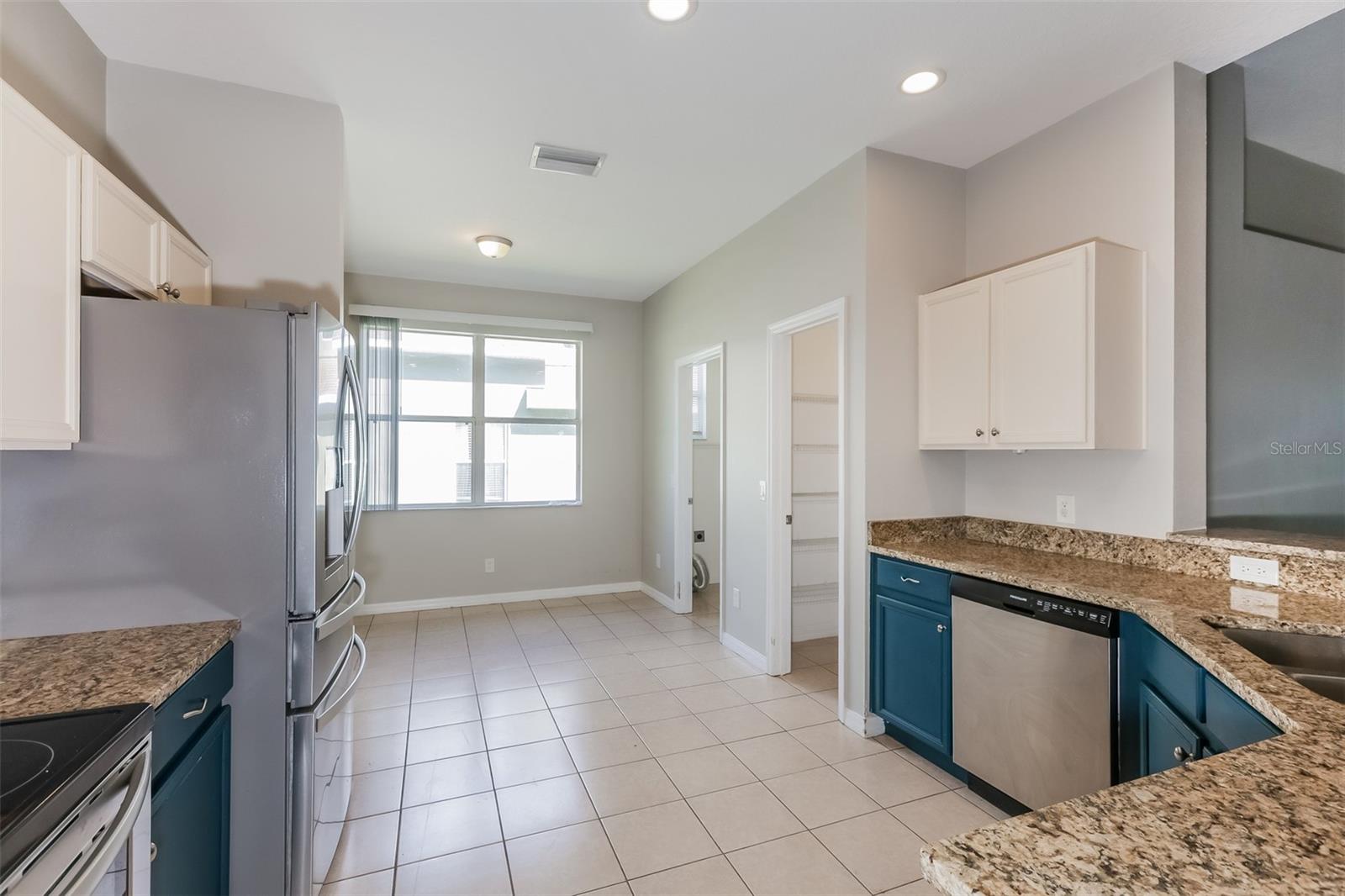 SOUTHERN OAKS GROVE - Residential