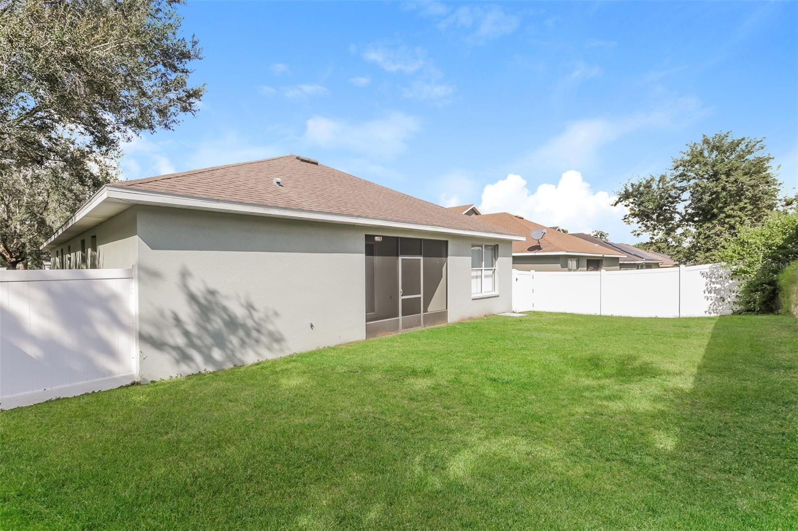 SOUTHERN OAKS GROVE - Residential