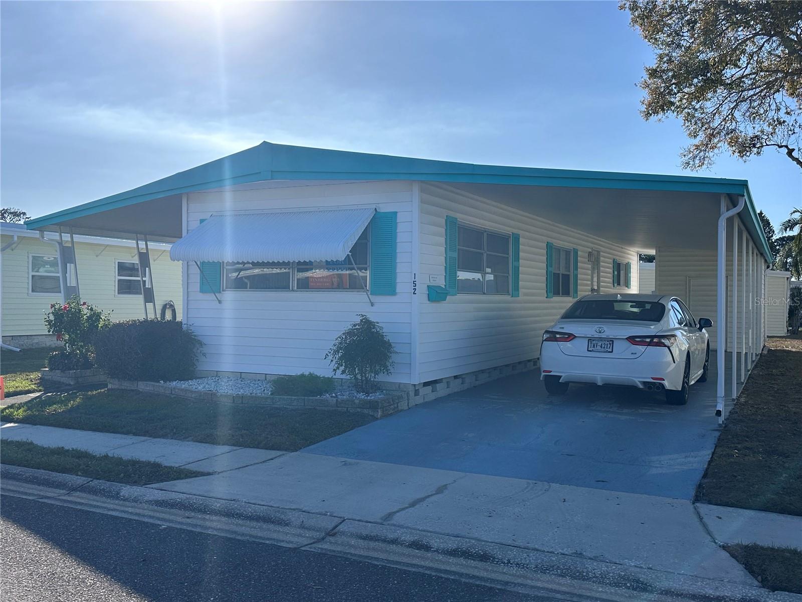 1100 BELCHER ROAD S 152