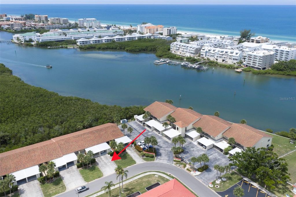 Photo of 10152 Regal Drive, Largo, FL 33774 (MLS # TB8518193)