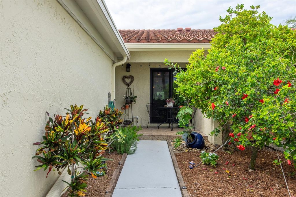 Photo of 10152 Regal Drive, Largo, FL 33774 (MLS # TB8518193)