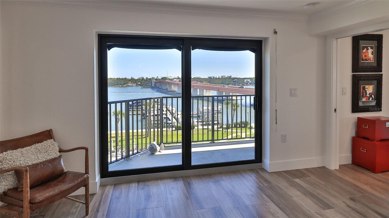 DIAMOND HEAD POINT CONDO - Residential