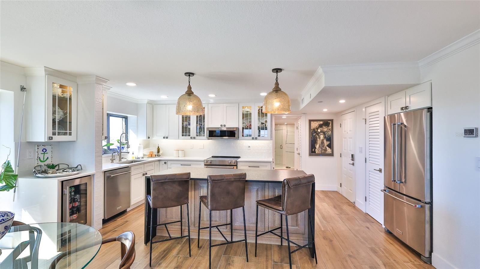 DIAMOND HEAD POINT CONDO - Residential