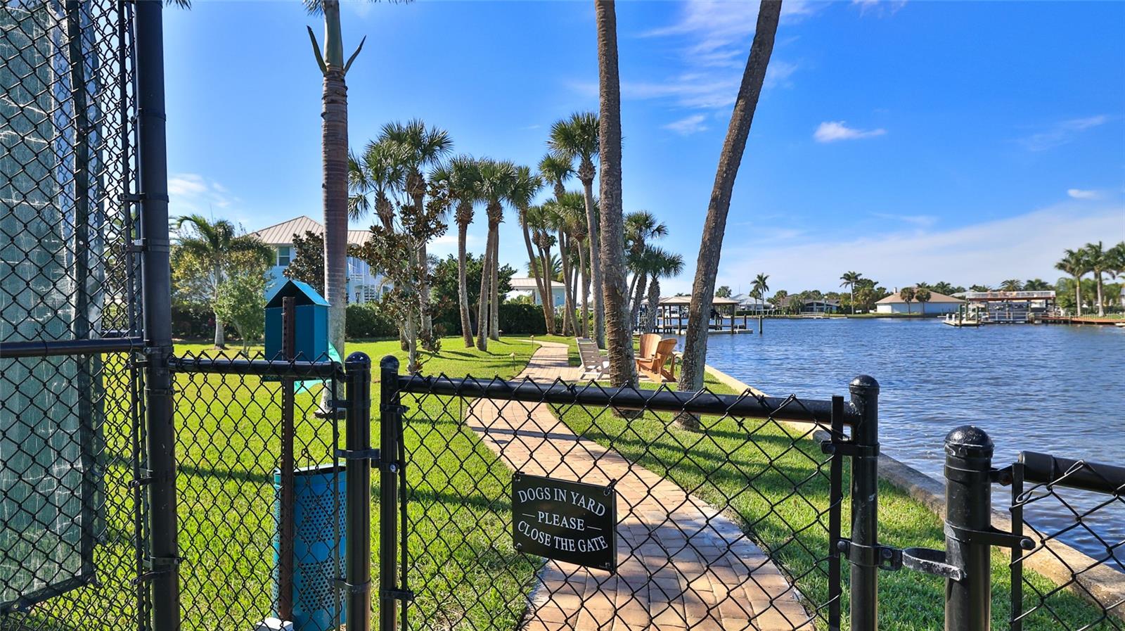 DIAMOND HEAD POINT CONDO - Residential