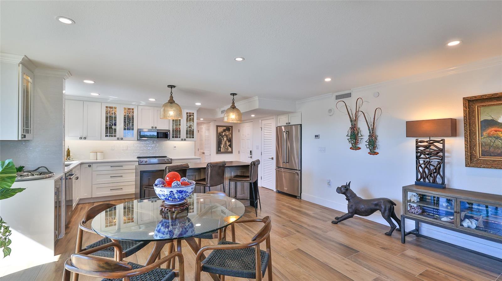 DIAMOND HEAD POINT CONDO - Residential