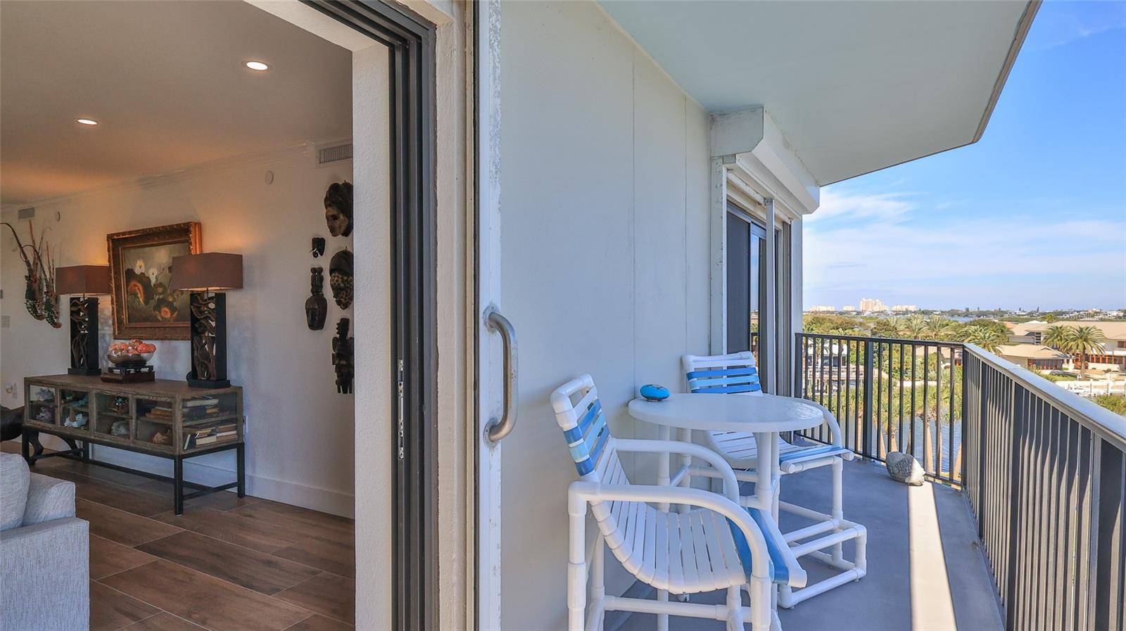 DIAMOND HEAD POINT CONDO - Residential