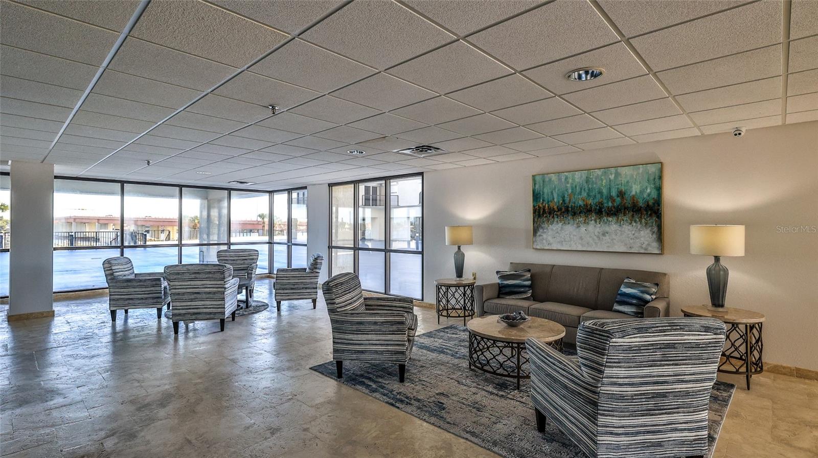 DIAMOND HEAD POINT CONDO - Residential