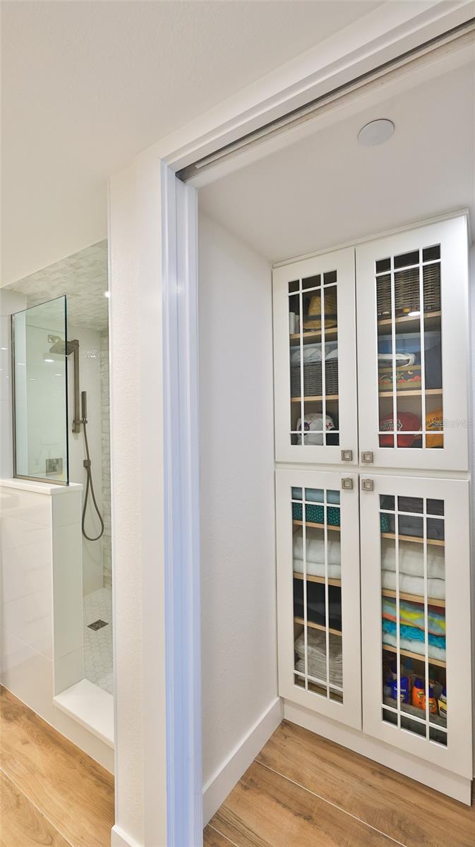 DIAMOND HEAD POINT CONDO - Residential