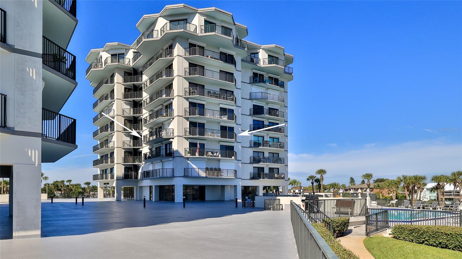 DIAMOND HEAD POINT CONDO - Residential