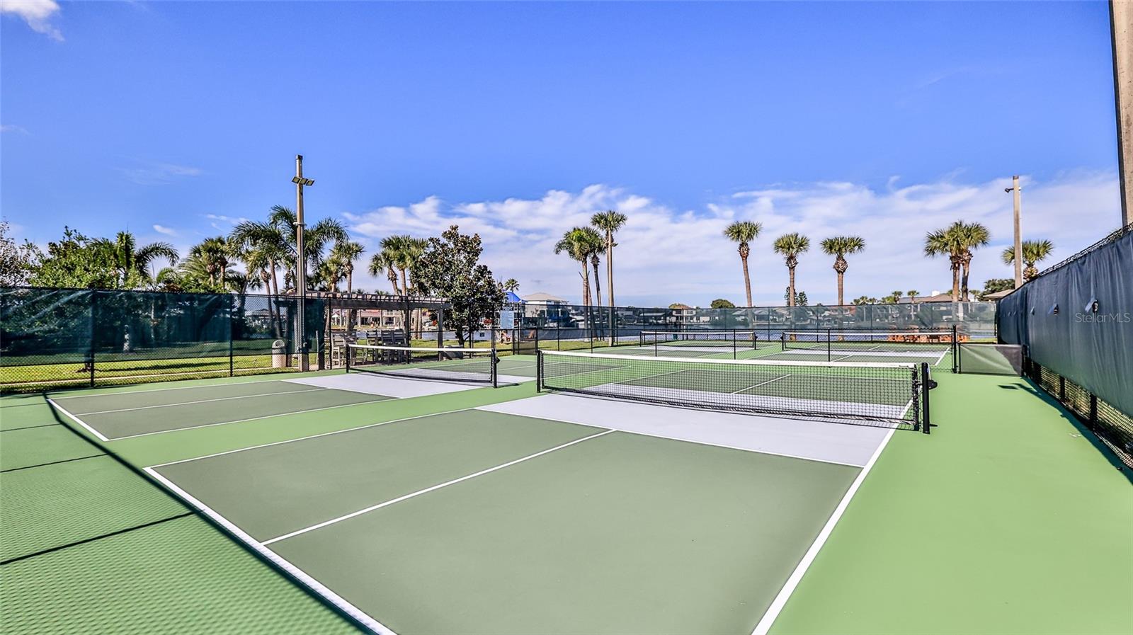 DIAMOND HEAD POINT CONDO - Residential