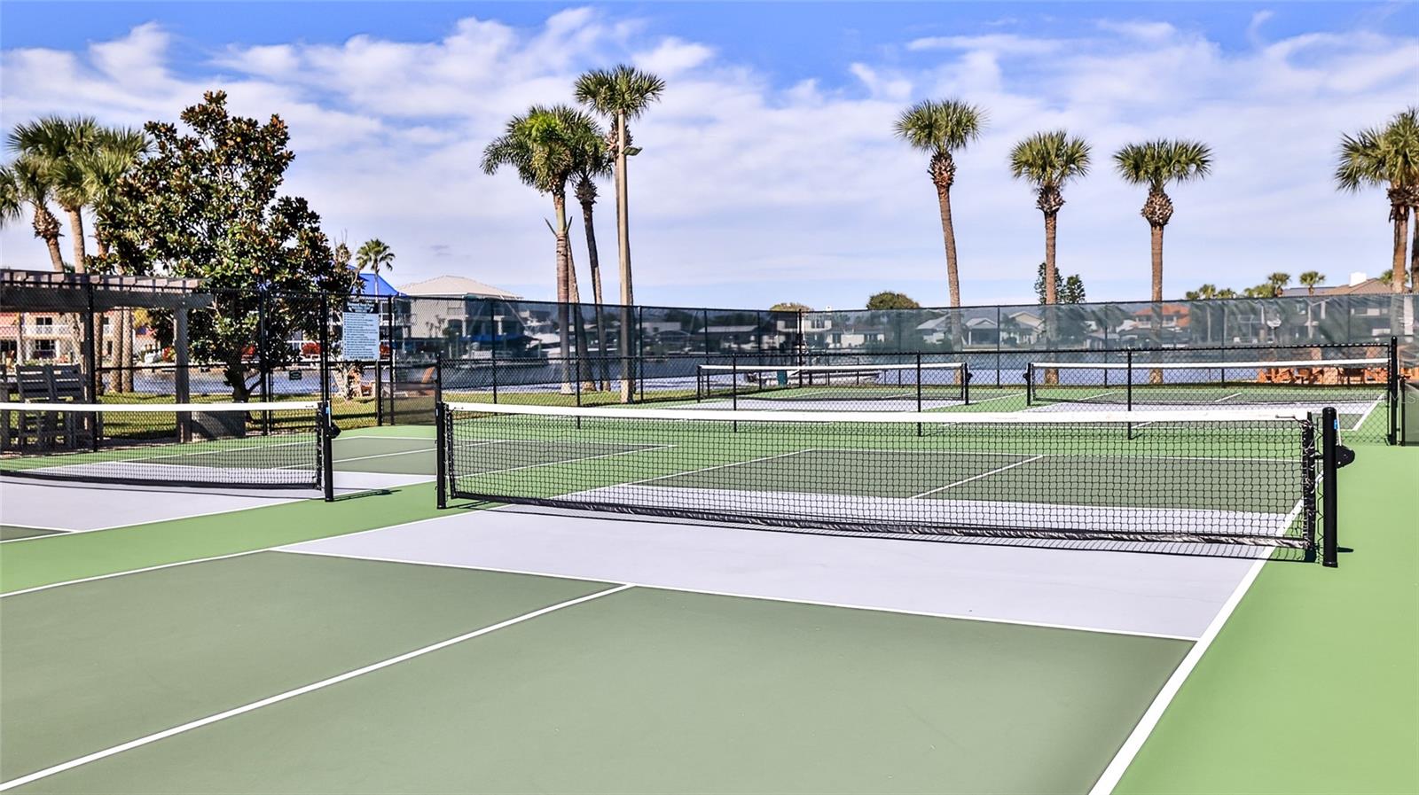 DIAMOND HEAD POINT CONDO - Residential