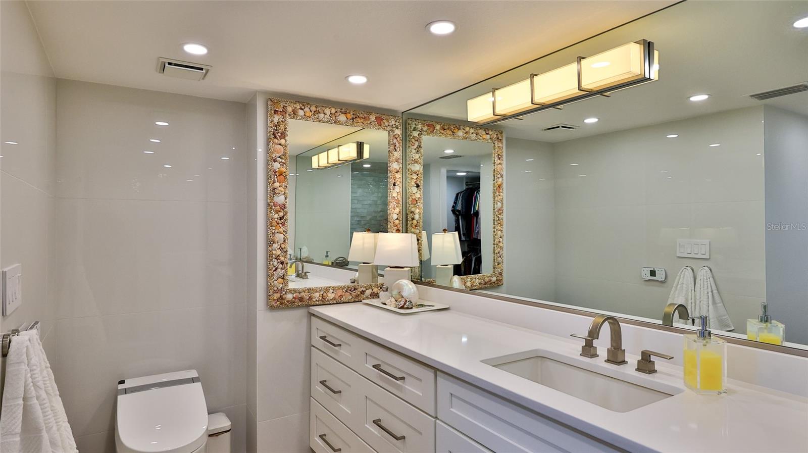 DIAMOND HEAD POINT CONDO - Residential