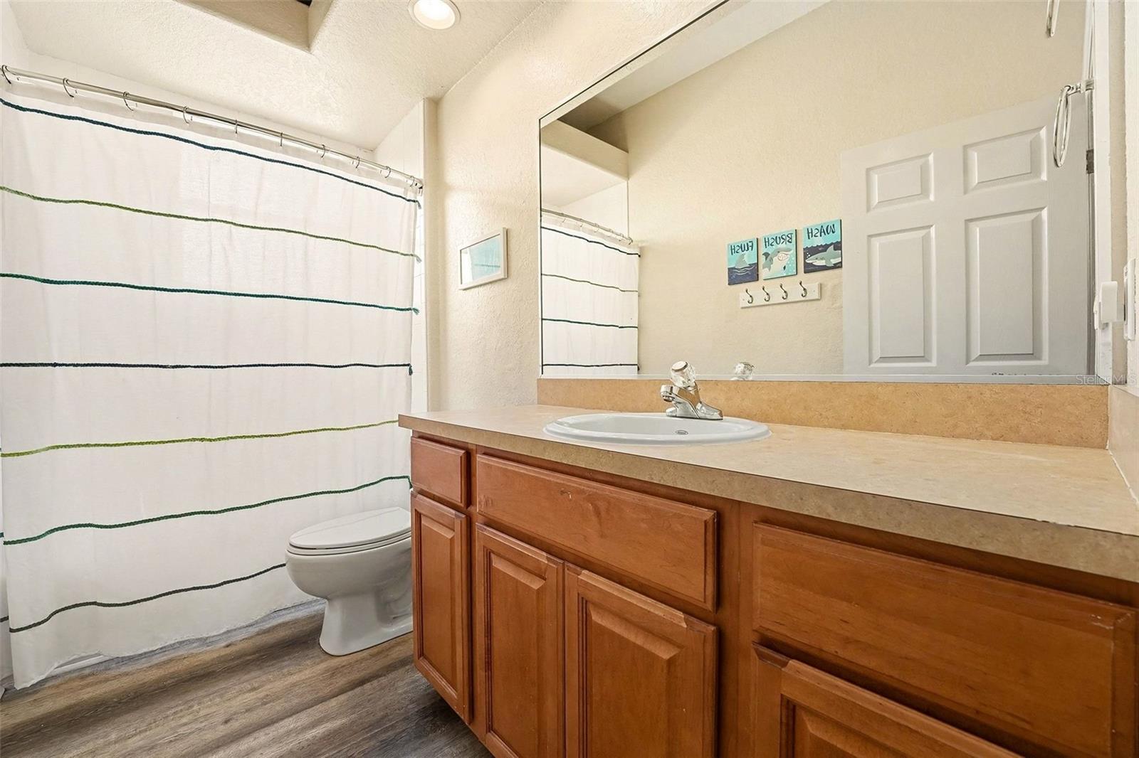 LAKE VICTORIA REPLAT - Residential