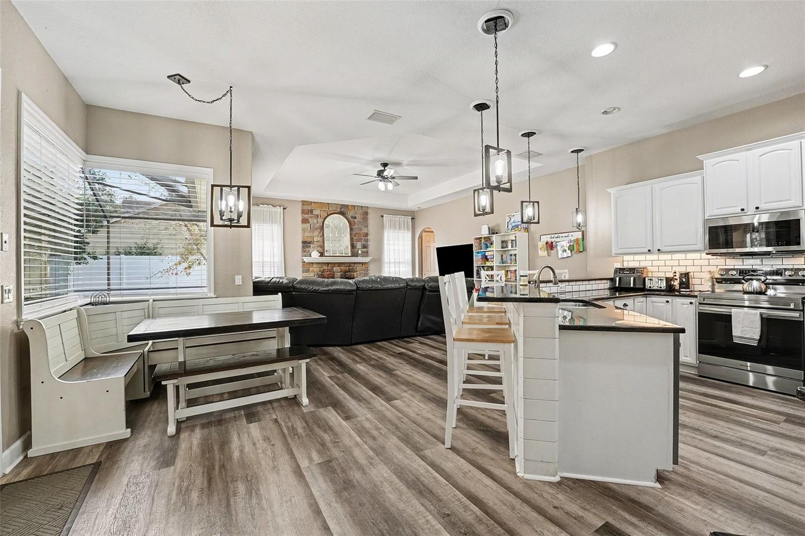 LAKE VICTORIA REPLAT - Residential