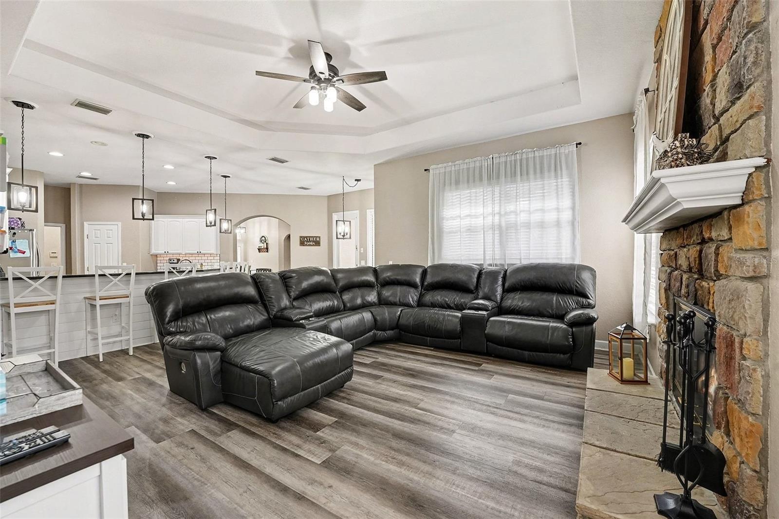 LAKE VICTORIA REPLAT - Residential