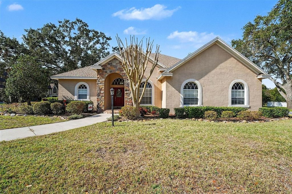 Photo of 5685 Lake Victoria Drive, Lakeland, FL 33813 (MLS # TB8464954)